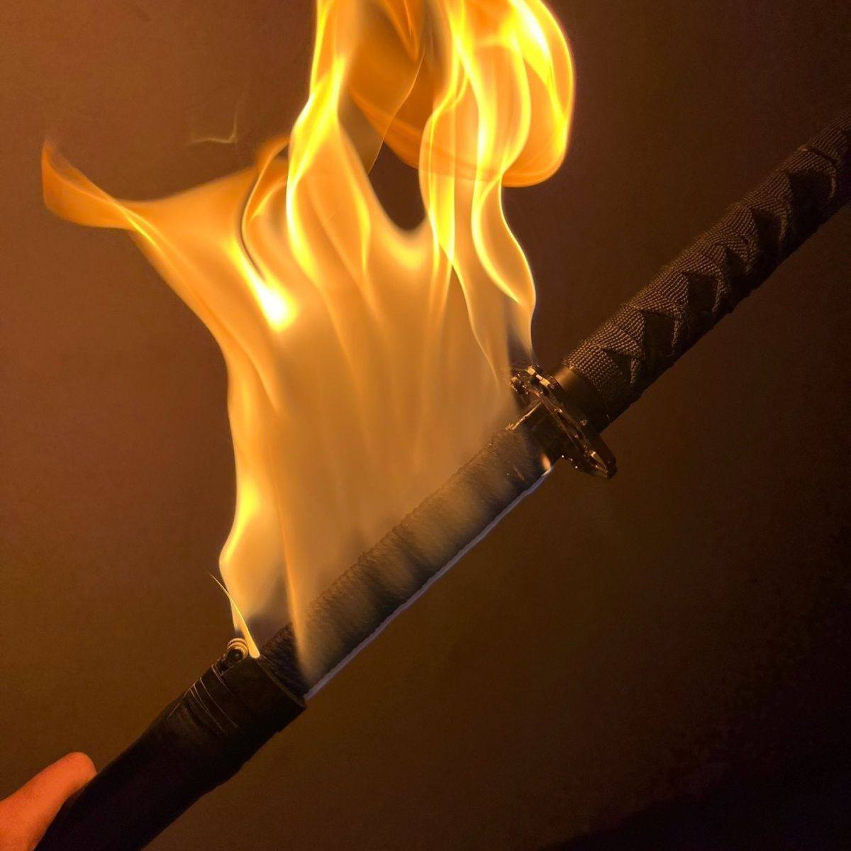 Flaming Knife (Controlled Flame Prop)
