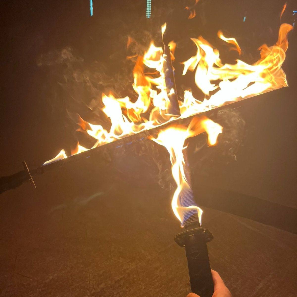Flaming Knife (Controlled Flame Prop)